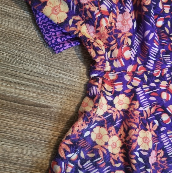 Lularoe TC leggings - Picture 3 of 5